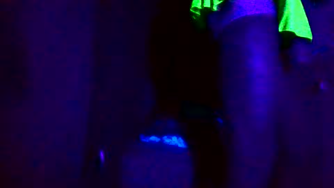 Snapshot of tneedick chatting on December 2024 08:16:01 AM Sissy Boi online show from December 2024 08:16:01 AM