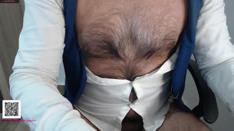 Leonel online show from December 2025 06:04:02 PM