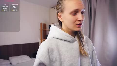 Mary online show from December 2025 06:22:02 AM