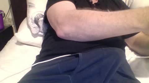 Snapshot of tobirob2 chatting on December 2024 09:34:02 PM Toby online show from December 2024 09:34:02 PM