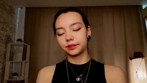 Lin online show from May 2026 04:17:01 AM