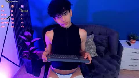 Snapshot of todoroki_g chatting on October 2025 12:02:02 PM todoroki_g online show from October 2025 12:02:02 PM