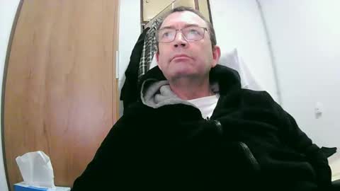 Snapshot of tolon408472 chatting on January 2025 11:18:01 PM tolon408472 online show from January 2025 11:18:01 PM