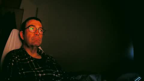 Snapshot of tolon408472 chatting on January 2025 04:48:01 PM tolon408472 online show from January 2025 04:48:01 PM