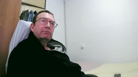 Snapshot of tolon408472 chatting on January 2025 10:52:01 PM tolon408472 online show from January 2025 10:52:01 PM