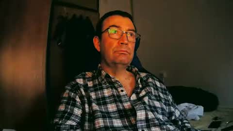Snapshot of tolon408472 chatting on January 2025 04:41:01 PM tolon408472 online show from January 2025 04:41:01 PM