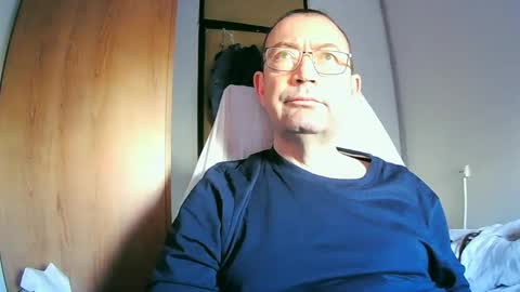 Snapshot of tolon408472 chatting on January 2025 08:53:02 AM tolon408472 online show from January 2025 08:53:02 AM