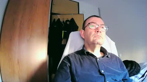 Snapshot of tolon408472 chatting on February 2025 08:00:02 AM tolon408472 online show from February 2025 08:00:02 AM