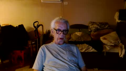 tom112292014 online show from September 2025 01:18:01 AM