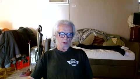 Snapshot of tom112292014 chatting on June 2026 03:45:01 PM tom112292014 online show from June 2026 03:45:01 PM