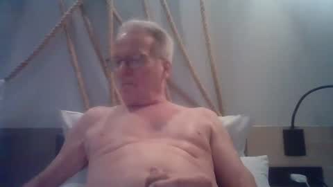 tomsam online show from June 2026 08:18:01 PM