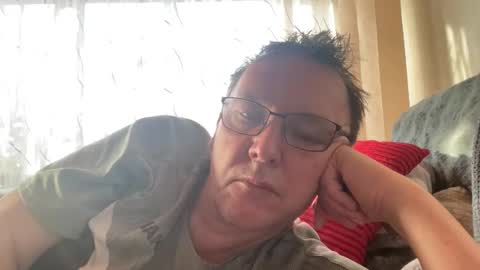 Tom online show from February 2026 07:31:01 AM