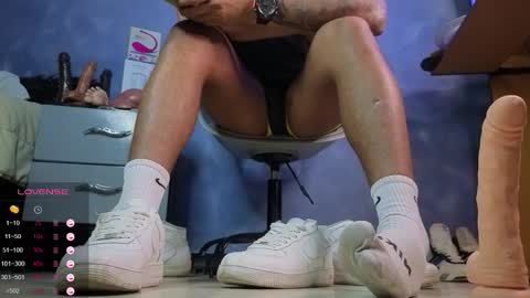 Tom online show from February 2026 05:29:01 AM