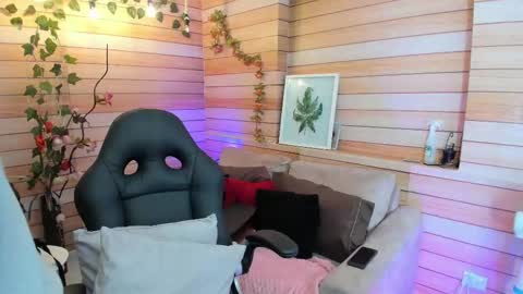 Master of pleasure online show from February 2025 12:50:01 PM