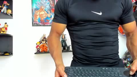 Snapshot of tom_kingfit chatting on June 2026 06:12:01 PM SPORTSFIT29 online show from June 2026 06:12:01 PM