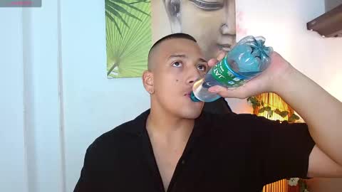 Tom muscle1 online show from January 2025 03:43:01 PM