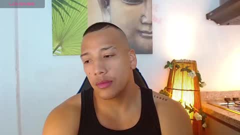 Tom muscle1 online show from February 2025 06:16:01 PM