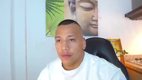 Tom muscle1 online show from February 2025 06:09:02 PM