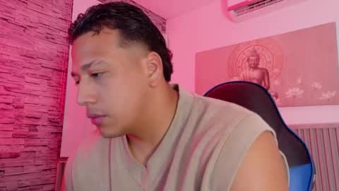 Tom muscle1 online show from January 2026 11:56:01 AM