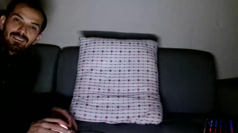 tomas gerauld. make me happy with 10000 tokens online show from January 2025 02:30:01 AM