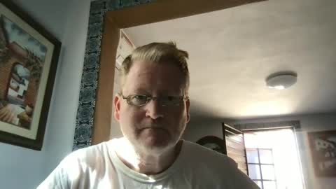 Hola online show from December 2024 09:01:01 PM