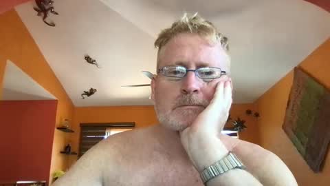 Hola online show from September 2025 06:10:02 PM