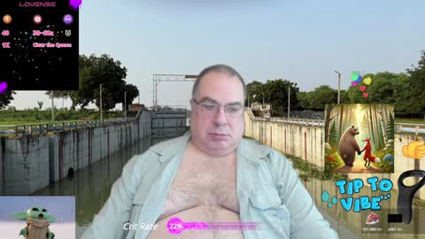 Snapshot of tomaz62a chatting on January 2025 10:23:01 PM Tomaz62a online show from January 2025 10:23:01 PM