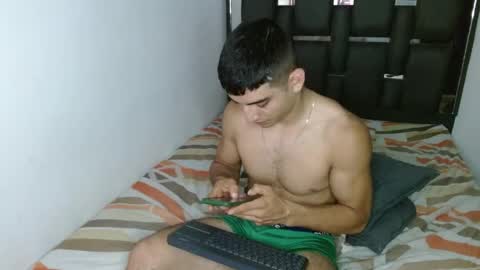 tomaz_18 online show from April 2026 01:42:02 AM