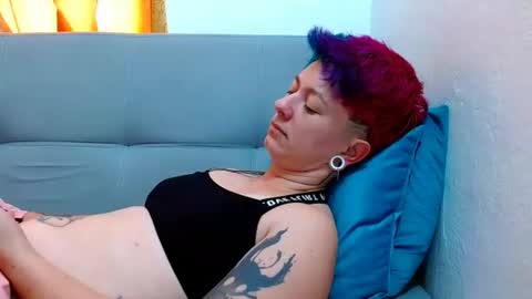 Blue online show from June 2026 06:31:02 PM