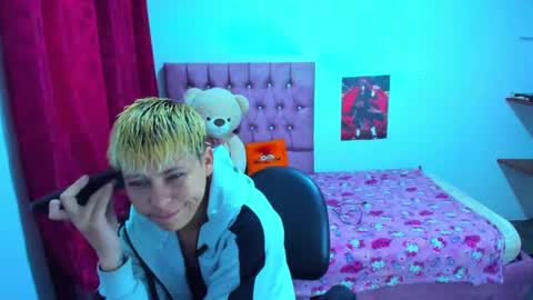 tomboygirl69 online show from January 2025 05:47:02 PM