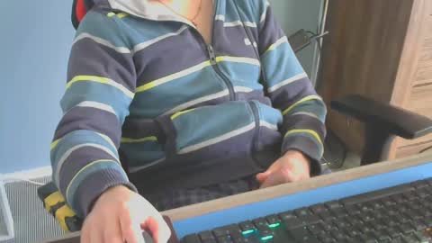 tomin3m online show from March 2025 08:05:01 AM