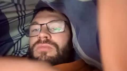 Snapshot of tomlaw1991 chatting on November 2025 08:25:02 PM tomlaw1991 online show from November 2025 08:25:02 PM