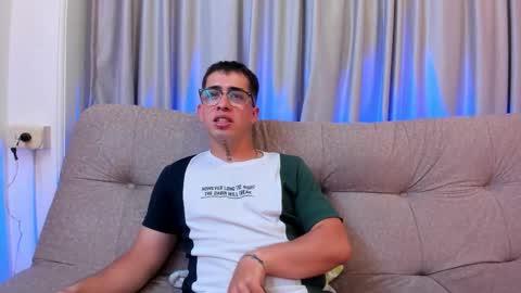 Tomas online show from February 2026 06:26:01 AM