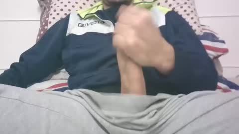 tommaso9046 online show from December 2024 05:24:01 PM