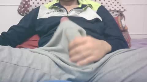 tommaso9046 online show from February 2025 02:25:01 PM