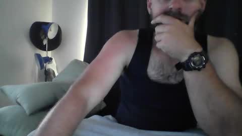 Snapshot of tommy5173 chatting on December 2024 06:01:02 AM tommy5173 online show from December 2024 06:01:02 AM