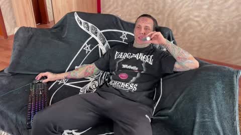 Tommy and Katana online show from January 2025 09:30:02 AM