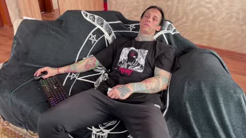 Tommy and Katana online show from February 2025 07:41:01 AM