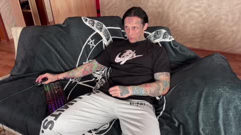 Tommy and Katana online show from February 2025 10:10:02 AM