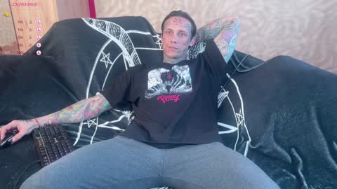 Tommy and Katana online show from February 2025 12:28:01 PM