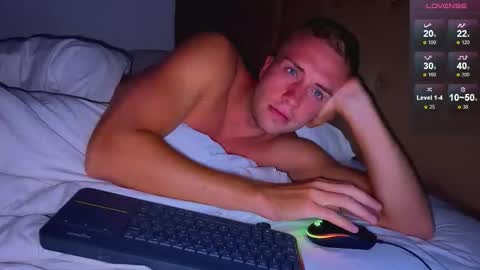 Tommy online show from October 2025 08:20:01 PM