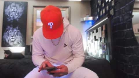 Tommy online show from December 2025 09:49:01 AM