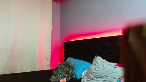 Snapshot of tommy_montana57935 chatting on September 2025 01:07:02 AM tommy and merida online show from September 2025 01:07:02 AM