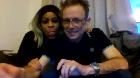 tommyandtomara online show from April 2026 07:51:01 PM