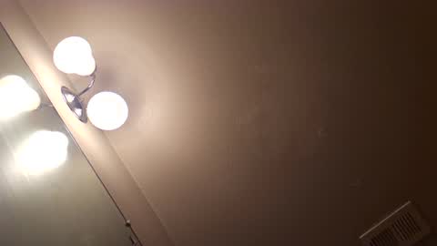 tommypressure online show from October 2025 11:41:02 AM