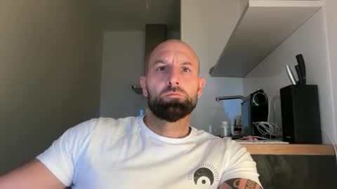 Thomas Fit online show from September 2025 05:10:02 AM