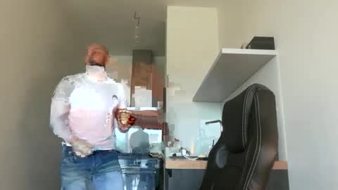 Thomas Fit online show from October 2025 10:21:01 AM