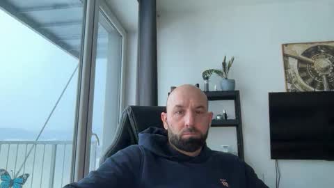 Thomas Fit online show from January 2026 07:02:02 AM