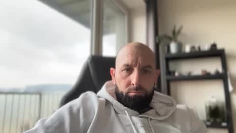 Thomas Fit online show from February 2026 02:40:02 PM