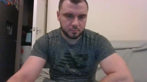 tommyy19901 online show from January 2025 05:13:01 PM
